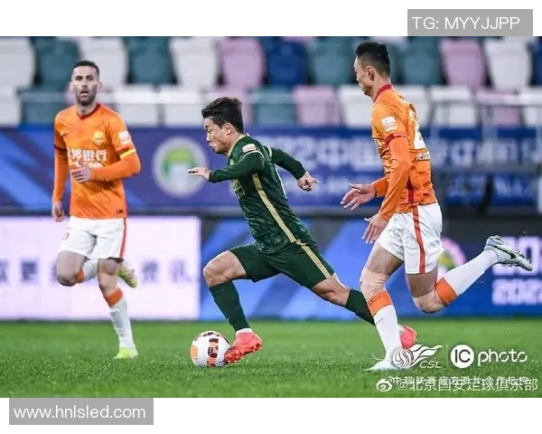 杭州篮球队反击战术解析：深度剖析球队如何在比赛中逆转局势