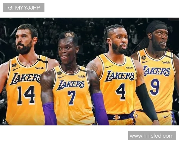 热火与湖人激战正酣比分直播全程跟踪精彩瞬间不容错过